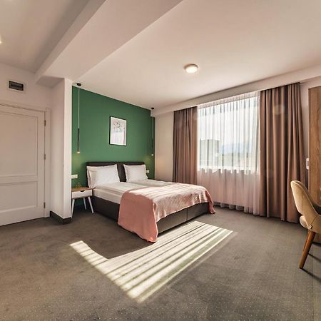 Saga Rooms Victoria  Exterior foto